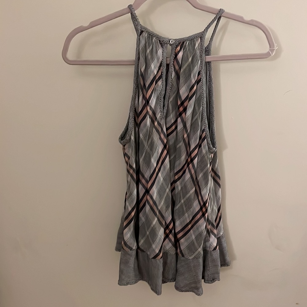Halter Top - Picture 2 of 5